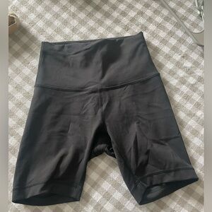 Lululemon Align High Rise Short 6” Size 2